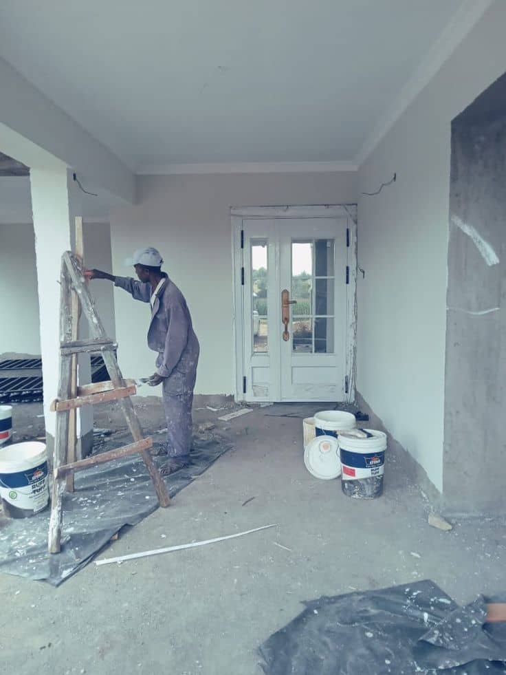 مقاول داخلي وخارجي عسير